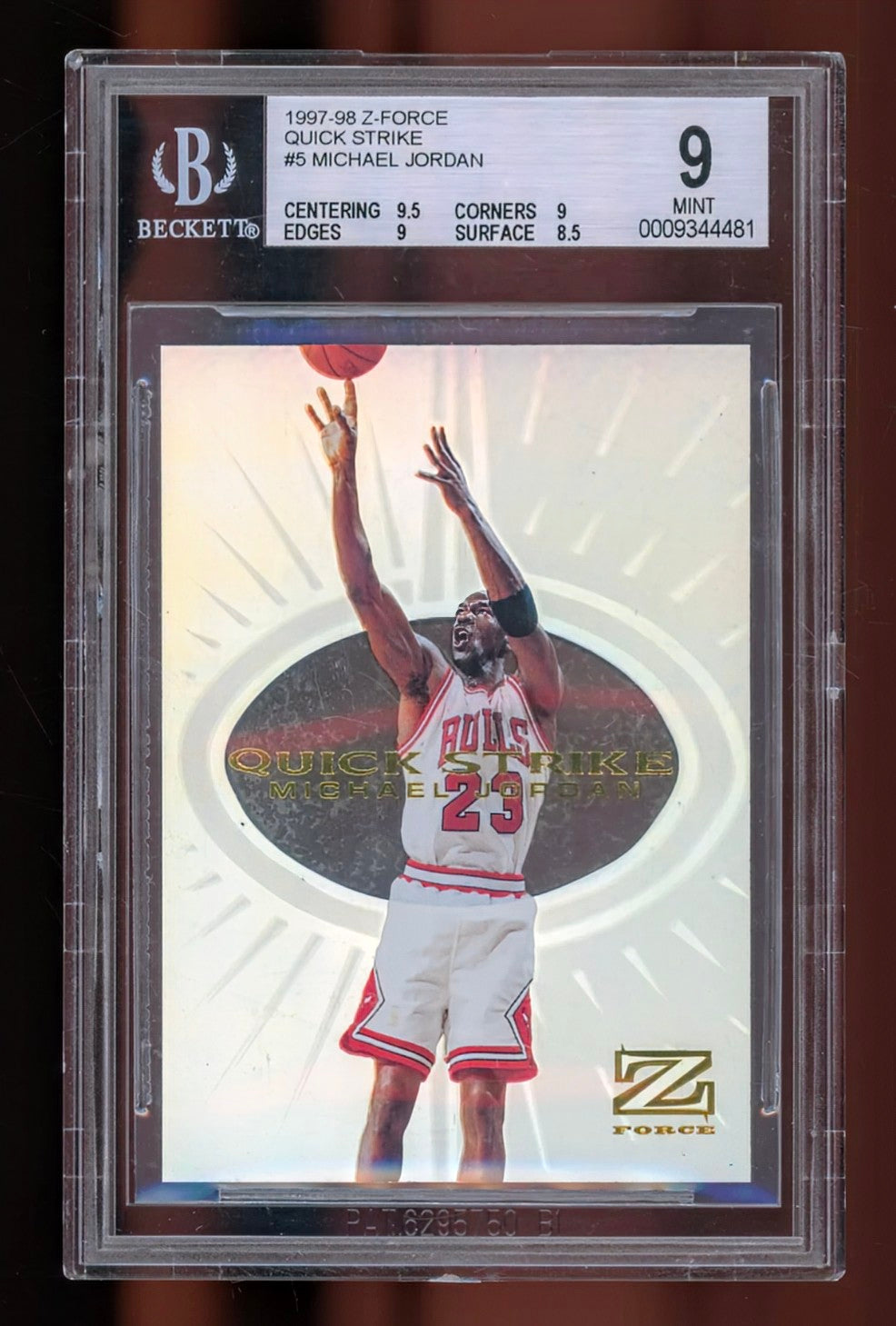 1997-98 SkyBox Z-Force Quick Strike Michael Jordan #5 – BGS 9 MINT