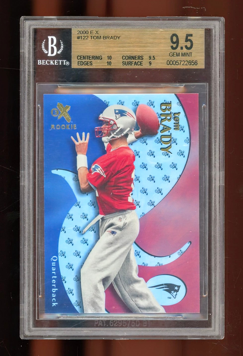 2000 E-X Tom Brady Essential Credentials / Base Rookie #122 — Serial Numbered 1142/1500 — BGS 9.5 Gem Mint (Dual 10 Subgrades)