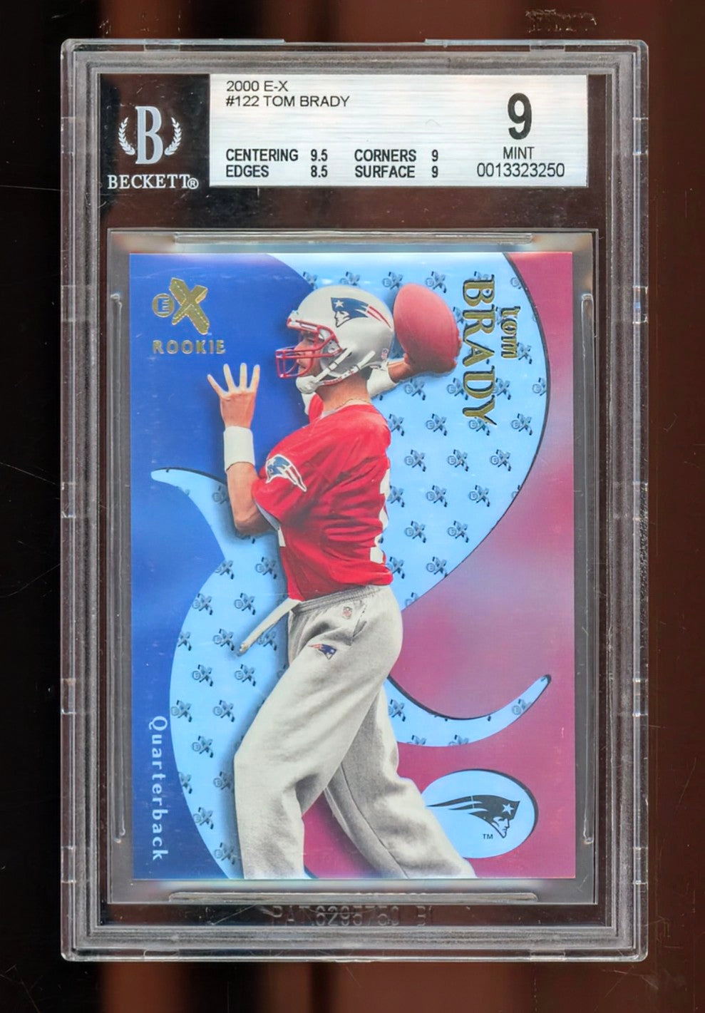 2000 Fleer E-X Tom Brady Rookie Card #122 – BGS 9 MINT